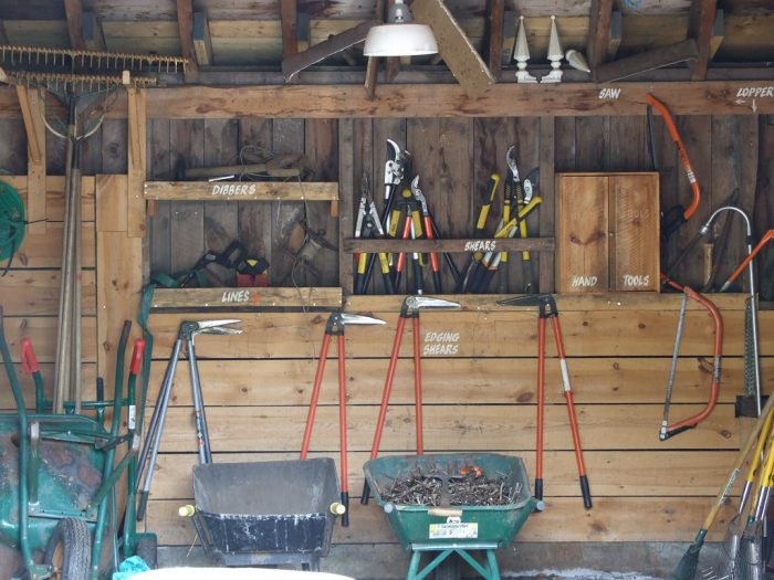 garden tools storage